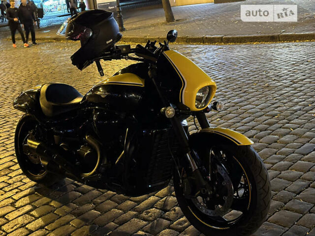 Черный Сузуки Boulevard M109R, объемом двигателя 1.8 л и пробегом 9 тыс. км за 15000 $, фото 5 на Automoto.ua