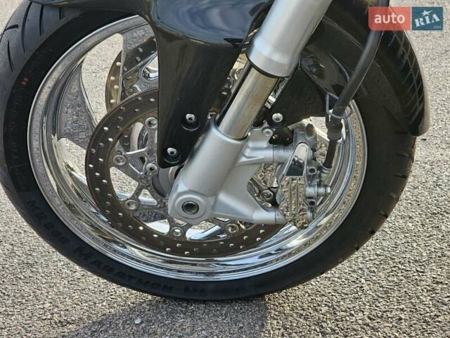 Сузуки Boulevard M109R, объемом двигателя 0 л и пробегом 29 тыс. км за 10900 $, фото 7 на Automoto.ua