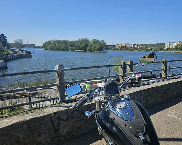 Сузуки Boulevard S40, объемом двигателя 0.4 л и пробегом 48 тыс. км за 4000 $, фото 4 на Automoto.ua