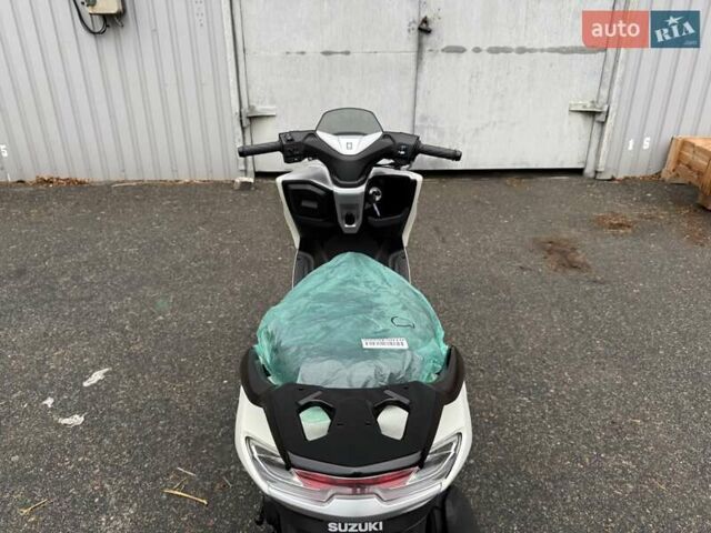 Сузуки Burgman 125, объемом двигателя 0 л и пробегом 1 тыс. км за 2600 $, фото 7 на Automoto.ua