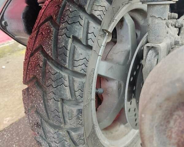 Черный Сузуки Burgman 150, объемом двигателя 0.15 л и пробегом 31 тыс. км за 1500 $, фото 11 на Automoto.ua