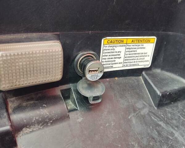 Черный Сузуки Burgman 150, объемом двигателя 0.15 л и пробегом 31 тыс. км за 1500 $, фото 10 на Automoto.ua