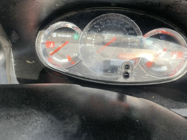 Сузуки Burgman 150, объемом двигателя 0.15 л и пробегом 0 тыс. км за 450 $, фото 3 на Automoto.ua