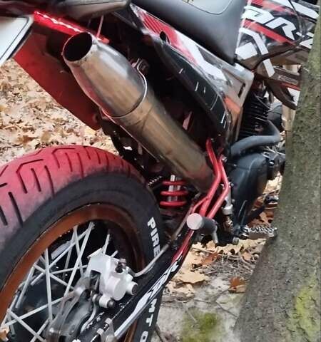 Черный Сузуки Burgman 200, объемом двигателя 0 л и пробегом 5 тыс. км за 1100 $, фото 4 на Automoto.ua
