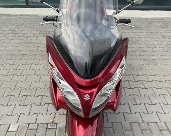 Красный Сузуки Burgman 400, объемом двигателя 0.4 л и пробегом 26 тыс. км за 3499 $, фото 1 на Automoto.ua