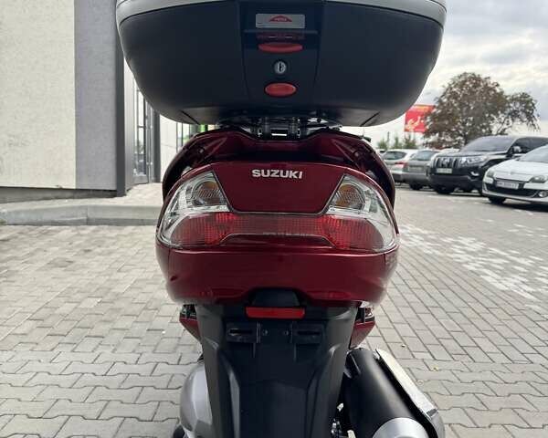Красный Сузуки Burgman 400, объемом двигателя 0.4 л и пробегом 26 тыс. км за 3499 $, фото 8 на Automoto.ua