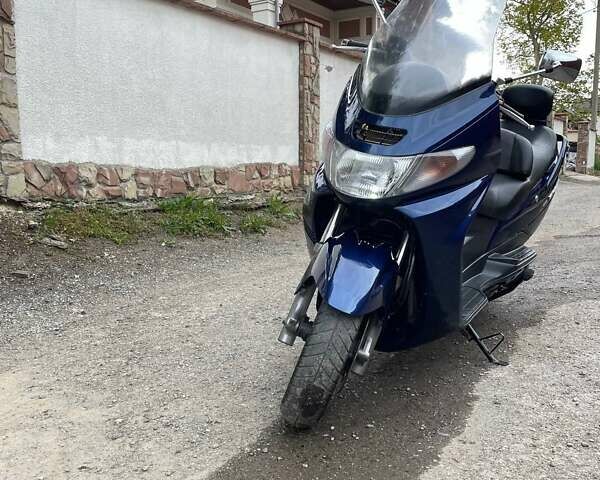 Синий Сузуки Burgman 400, объемом двигателя 0.4 л и пробегом 60 тыс. км за 1999 $, фото 2 на Automoto.ua