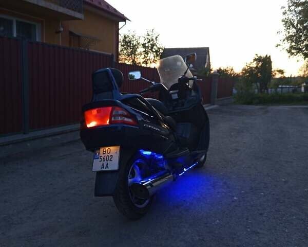 Синий Сузуки Burgman 400, объемом двигателя 0.4 л и пробегом 60 тыс. км за 1999 $, фото 11 на Automoto.ua