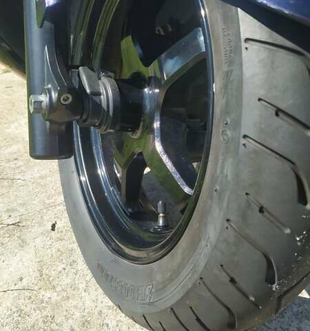 Синий Сузуки Burgman 400, объемом двигателя 0.39 л и пробегом 7 тыс. км за 2300 $, фото 14 на Automoto.ua
