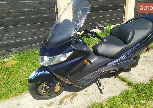 Синий Сузуки Burgman 400, объемом двигателя 0.39 л и пробегом 7 тыс. км за 2300 $, фото 9 на Automoto.ua