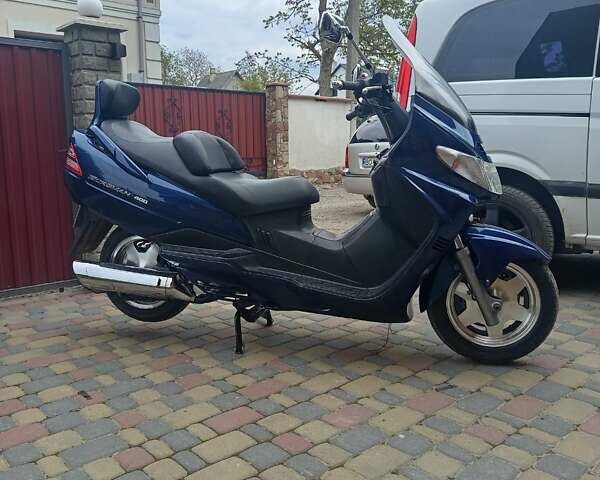 Синий Сузуки Burgman 400, объемом двигателя 0.4 л и пробегом 60 тыс. км за 1999 $, фото 10 на Automoto.ua