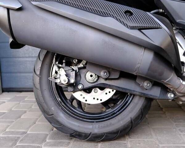 Синий Сузуки Burgman 400, объемом двигателя 0.4 л и пробегом 24 тыс. км за 4200 $, фото 7 на Automoto.ua