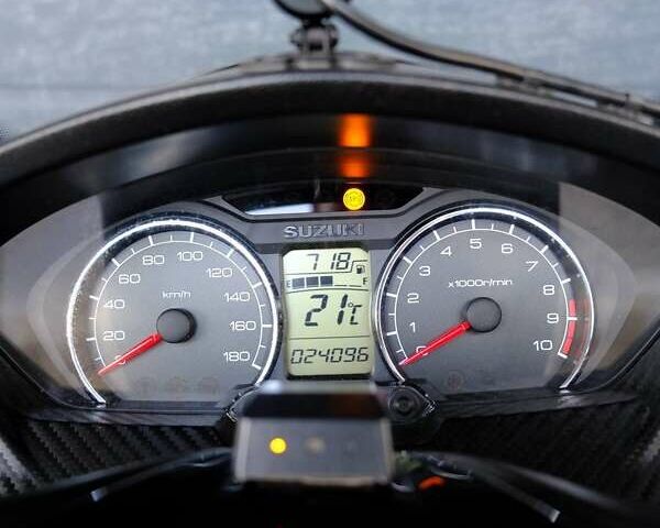 Синий Сузуки Burgman 400, объемом двигателя 0.4 л и пробегом 24 тыс. км за 4200 $, фото 3 на Automoto.ua