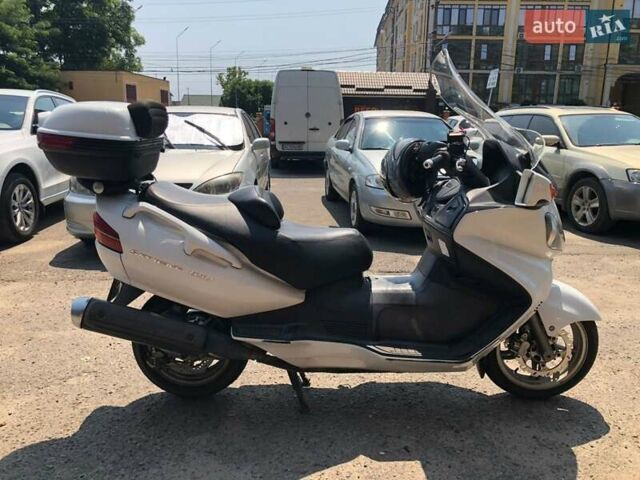 Белый Сузуки Burgman AN 650, объемом двигателя 0.6 л и пробегом 52 тыс. км за 3200 $, фото 6 на Automoto.ua