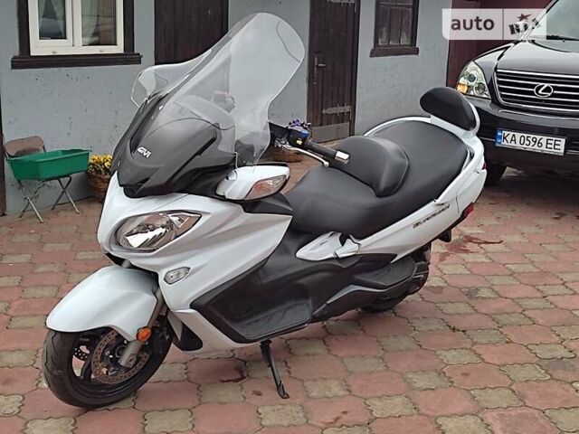 Білий Сузукі Burgman AN 650, об'ємом двигуна 0 л та пробігом 20 тис. км за 6300 $, фото 6 на Automoto.ua