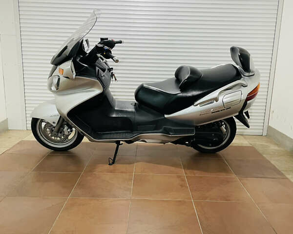 Сірий Сузукі Burgman AN 650, об'ємом двигуна 0.65 л та пробігом 44 тис. км за 4000 $, фото 14 на Automoto.ua