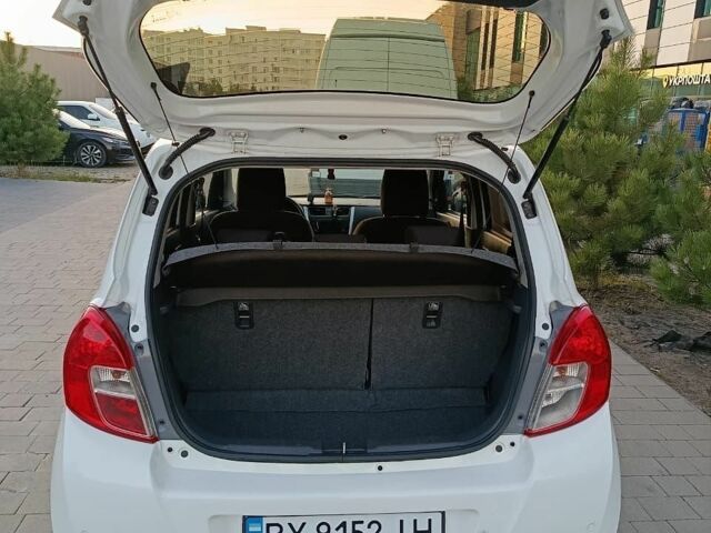 Белый Сузуки Celerio, объемом двигателя 1 л и пробегом 51 тыс. км за 8700 $, фото 25 на Automoto.ua