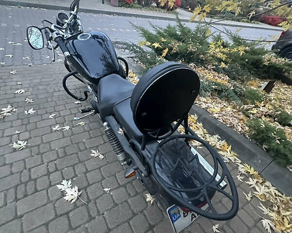 Черный Сузуки Desperado 400, объемом двигателя 0 л и пробегом 20 тыс. км за 3666 $, фото 3 на Automoto.ua