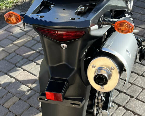 Черный Сузуки DL 650, объемом двигателя 0.65 л и пробегом 17 тыс. км за 6200 $, фото 32 на Automoto.ua