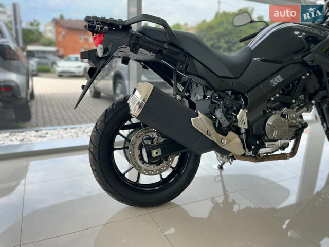 Сузуки DL 650, объемом двигателя 0.65 л и пробегом 1 тыс. км за 10287 $, фото 10 на Automoto.ua