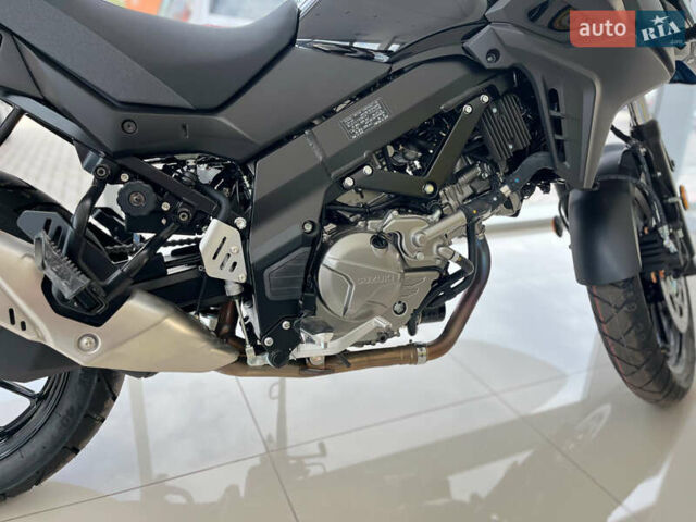 Сузуки DL 650, объемом двигателя 0.65 л и пробегом 1 тыс. км за 10287 $, фото 11 на Automoto.ua