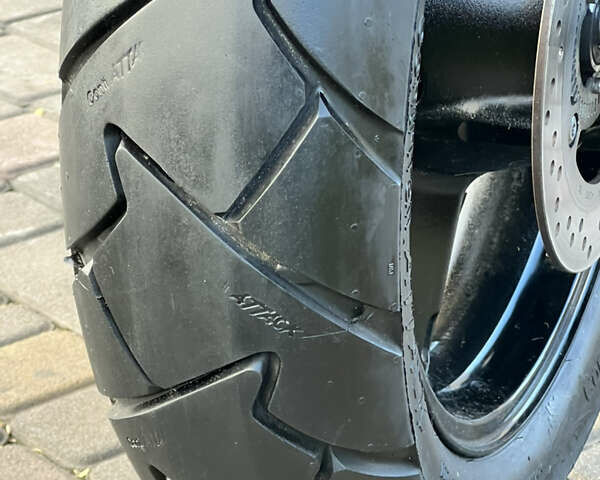 Серый Сузуки DL 650, объемом двигателя 0.65 л и пробегом 32 тыс. км за 5750 $, фото 27 на Automoto.ua