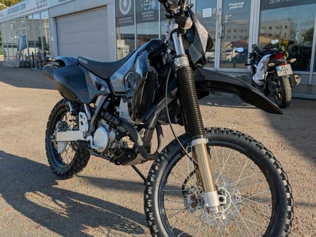 Сузуки DR-Z 400, объемом двигателя 0.4 л и пробегом 0 тыс. км за 7499 $, фото 3 на Automoto.ua