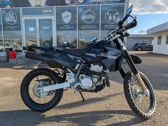 Сузуки DR-Z 400, объемом двигателя 0.4 л и пробегом 0 тыс. км за 7499 $, фото 4 на Automoto.ua
