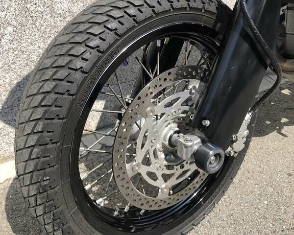 Черный Сузуки DR-Z 400SM, объемом двигателя 0.4 л и пробегом 75 тыс. км за 5200 $, фото 12 на Automoto.ua