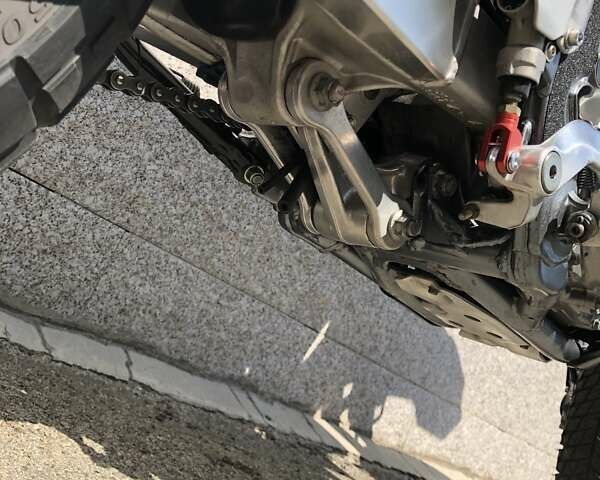 Черный Сузуки DR-Z 400SM, объемом двигателя 0.4 л и пробегом 75 тыс. км за 5200 $, фото 16 на Automoto.ua