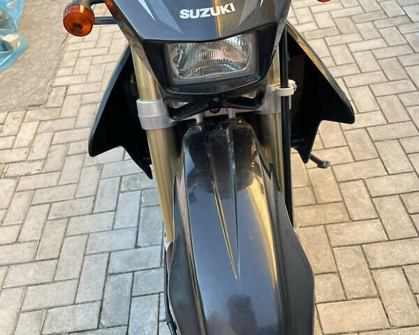 Черный Сузуки DR-Z 400SM, объемом двигателя 0.4 л и пробегом 23 тыс. км за 5200 $, фото 12 на Automoto.ua
