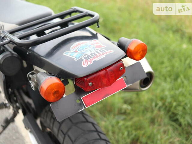 Черный Сузуки DR-Z 400SM, объемом двигателя 0.4 л и пробегом 37 тыс. км за 5000 $, фото 16 на Automoto.ua