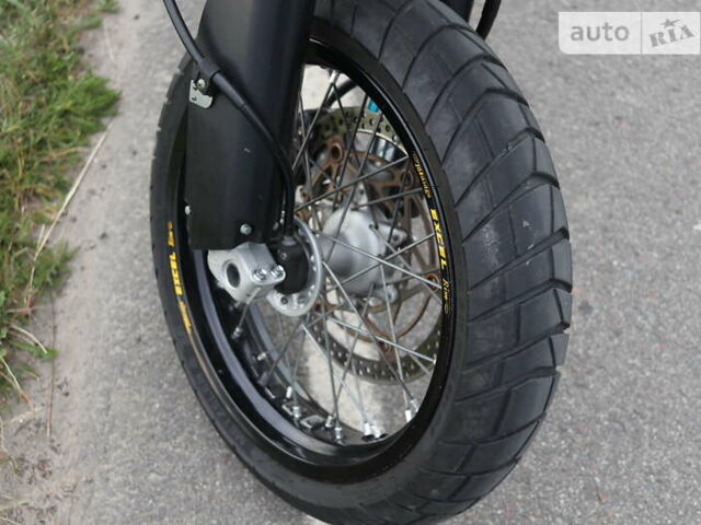 Черный Сузуки DR-Z 400SM, объемом двигателя 0.4 л и пробегом 37 тыс. км за 5000 $, фото 25 на Automoto.ua