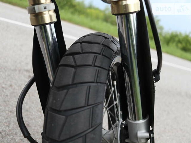 Черный Сузуки DR-Z 400SM, объемом двигателя 0.4 л и пробегом 37 тыс. км за 5000 $, фото 23 на Automoto.ua