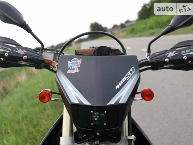 Черный Сузуки DR-Z 400SM, объемом двигателя 0.4 л и пробегом 37 тыс. км за 5000 $, фото 18 на Automoto.ua