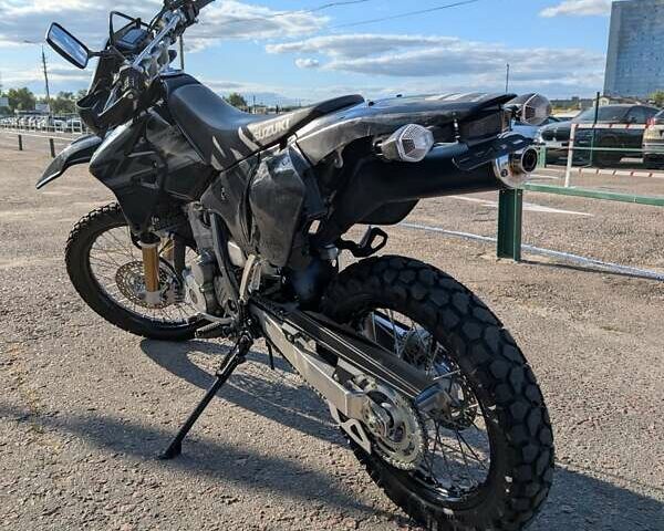 Черный Сузуки DR-Z 400SM, объемом двигателя 0.4 л и пробегом 7 тыс. км за 7499 $, фото 7 на Automoto.ua
