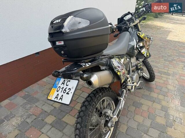 Сузуки DR-Z 400SM, объемом двигателя 0 л и пробегом 29 тыс. км за 4800 $, фото 3 на Automoto.ua