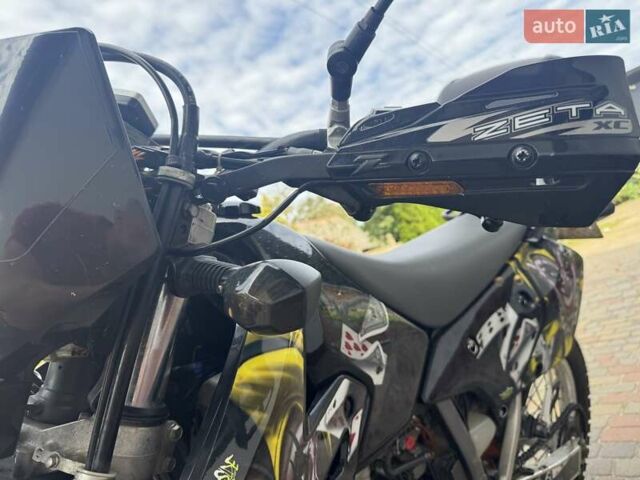 Сузуки DR-Z 400SM, объемом двигателя 0 л и пробегом 29 тыс. км за 4800 $, фото 10 на Automoto.ua