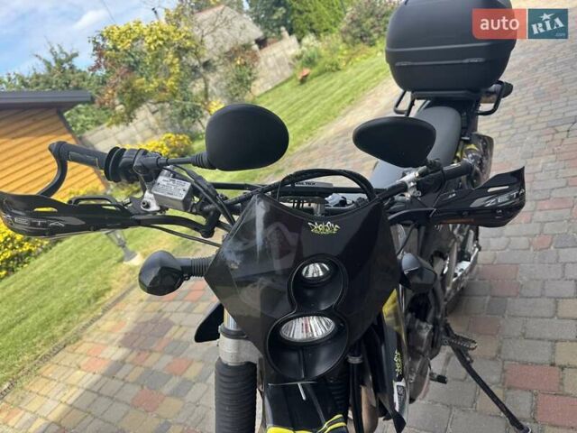 Сузуки DR-Z 400SM, объемом двигателя 0 л и пробегом 29 тыс. км за 4800 $, фото 11 на Automoto.ua