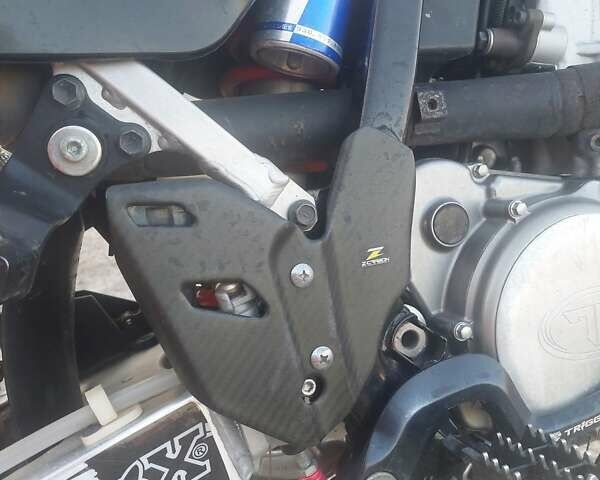 Сузуки DR-Z 400SM, объемом двигателя 0 л и пробегом 29 тыс. км за 6000 $, фото 11 на Automoto.ua