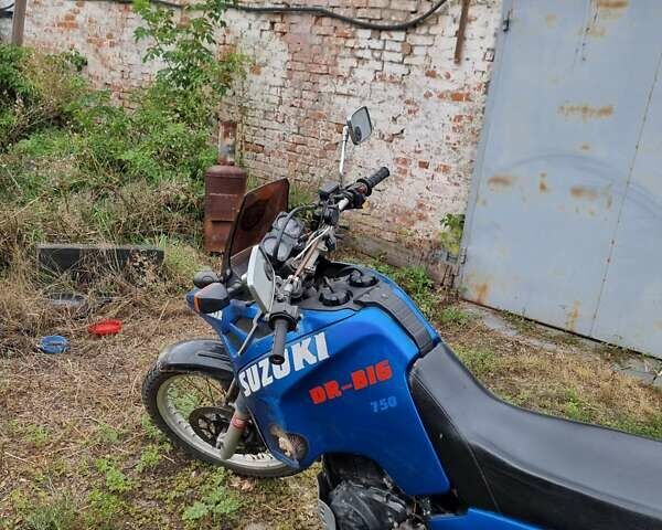 Сузуки DR 650, объемом двигателя 0.75 л и пробегом 32 тыс. км за 1400 $, фото 7 на Automoto.ua
