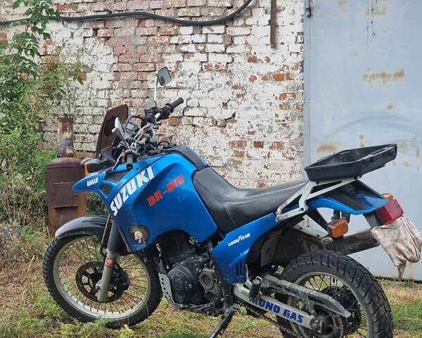 Сузуки DR 650, объемом двигателя 0.75 л и пробегом 32 тыс. км за 1400 $, фото 9 на Automoto.ua