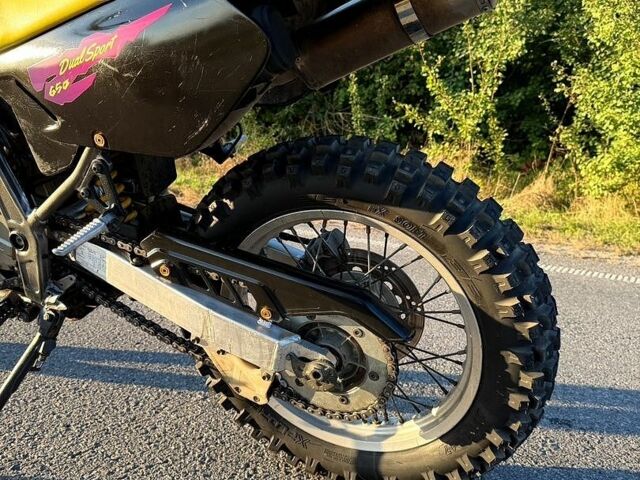 Сузуки DR 650, объемом двигателя 0 л и пробегом 35 тыс. км за 2799 $, фото 14 на Automoto.ua