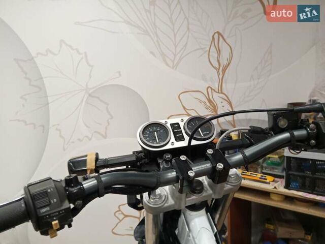 Синий Сузуки DR 800, объемом двигателя 0.78 л и пробегом 1 тыс. км за 4000 $, фото 1 на Automoto.ua