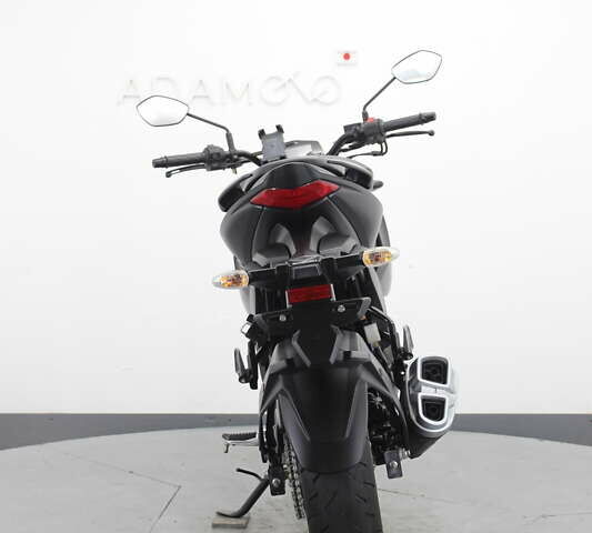 Черный Сузуки Gixxer 150, объемом двигателя 0.25 л и пробегом 20 тыс. км за 3100 $, фото 7 на Automoto.ua