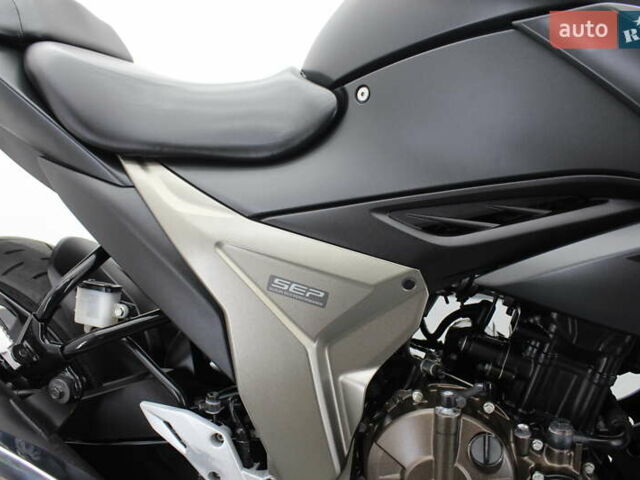 Черный Сузуки Gixxer 150, объемом двигателя 0.25 л и пробегом 20 тыс. км за 3100 $, фото 13 на Automoto.ua