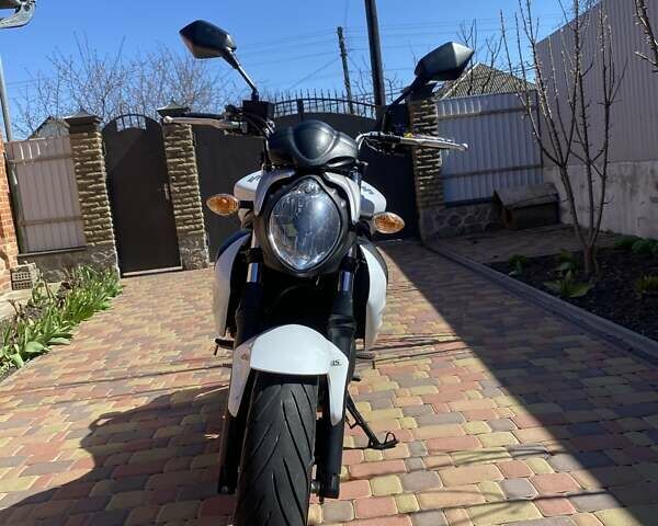 Сузуки Gladius 400, объемом двигателя 0 л и пробегом 32 тыс. км за 4200 $, фото 4 на Automoto.ua