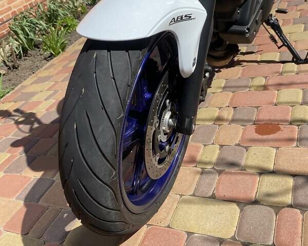 Сузуки Gladius 400, объемом двигателя 0 л и пробегом 32 тыс. км за 4200 $, фото 8 на Automoto.ua