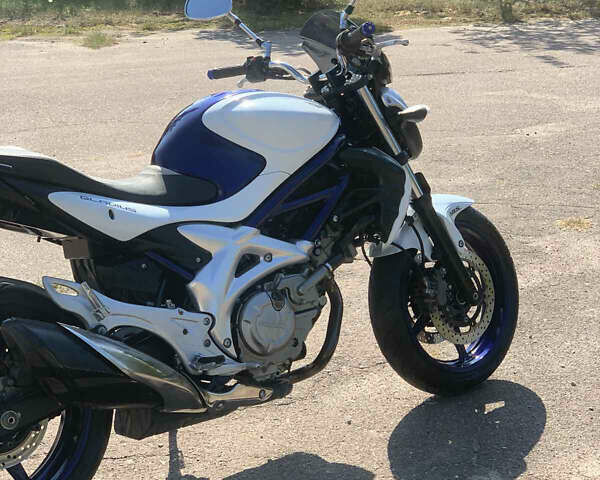 Сузуки Gladius 400, объемом двигателя 0 л и пробегом 34 тыс. км за 3800 $, фото 5 на Automoto.ua