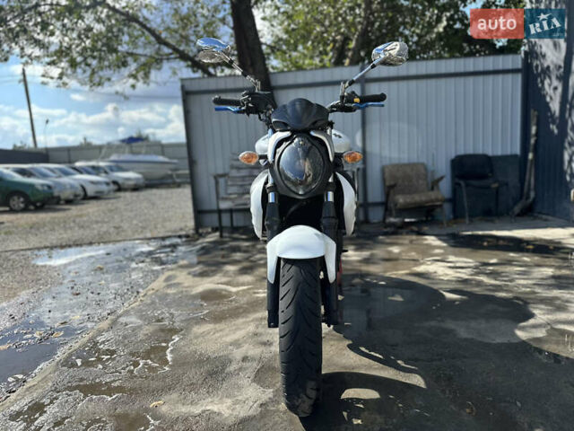 Сузуки Gladius 400, объемом двигателя 0.4 л и пробегом 43 тыс. км за 3700 $, фото 2 на Automoto.ua